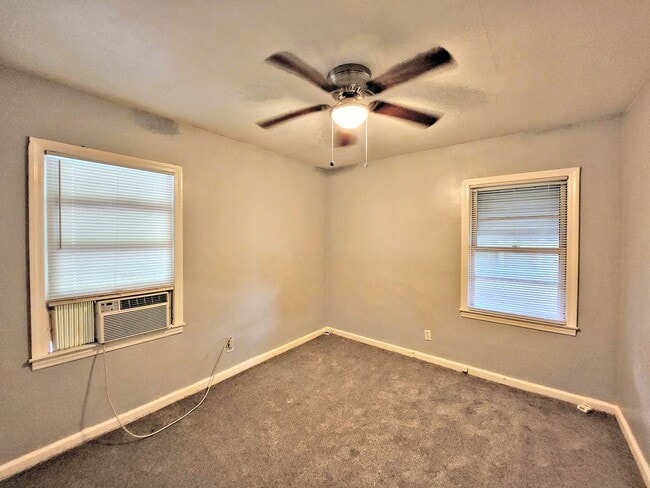 Building Photo - Decatur 3BR House SE