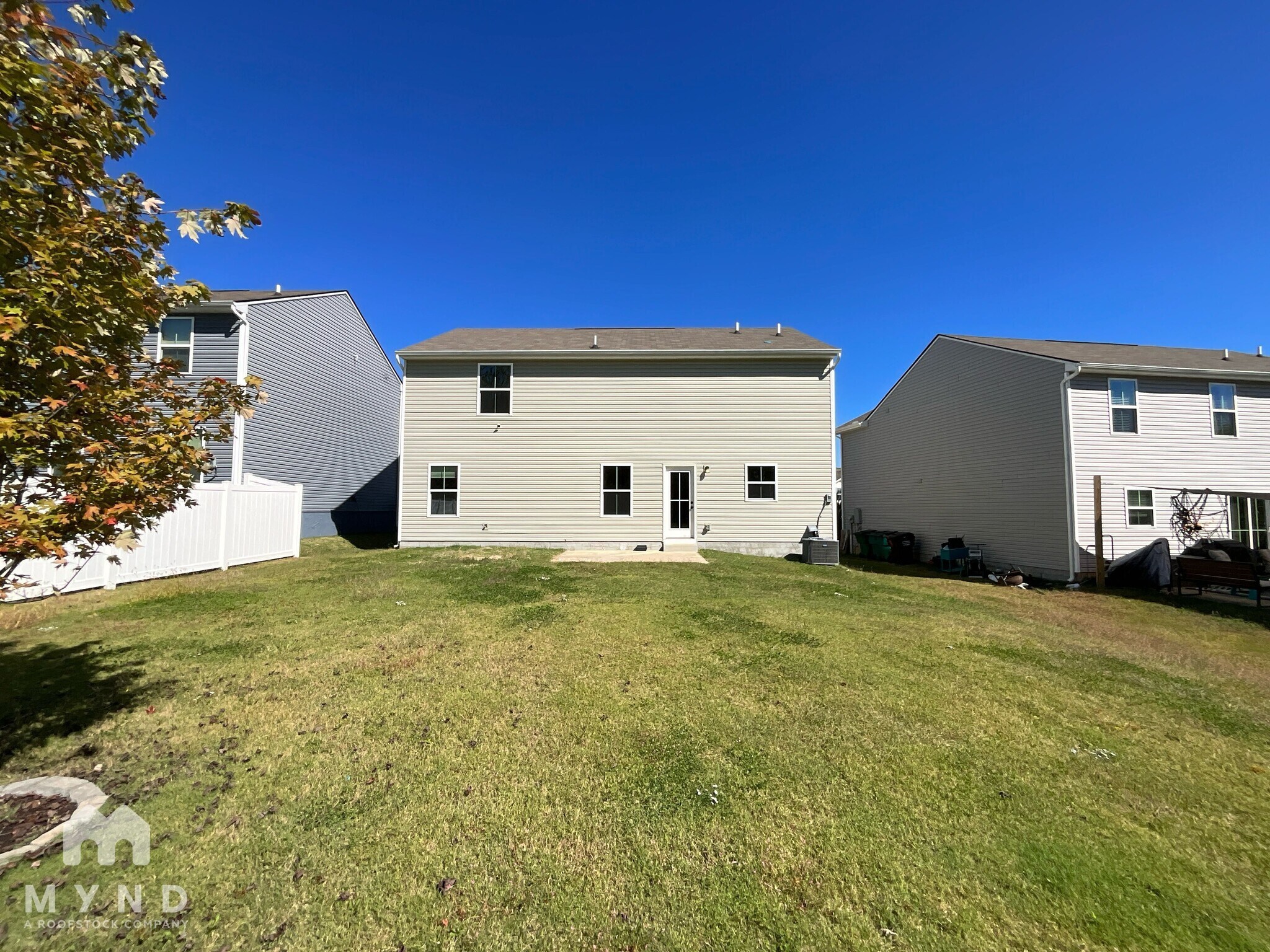 Building Photo - 2065 Westchester Dr