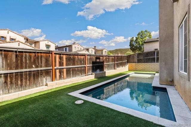 Building Photo - 450 Camino Hermoso