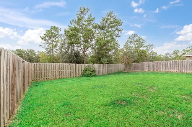 Building Photo - 1009 Limpkin St