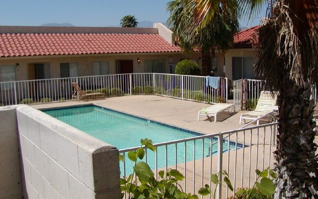 Building Photo - Jamaica Sands Villas