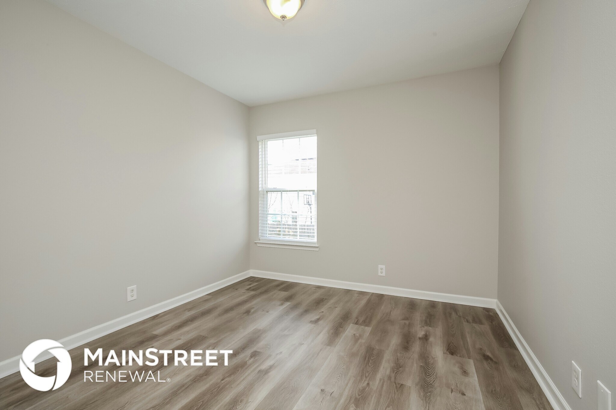 Building Photo - 1112 Sima Shabat Ct