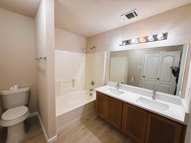 Building Photo - 1216 Pine Forest Dr