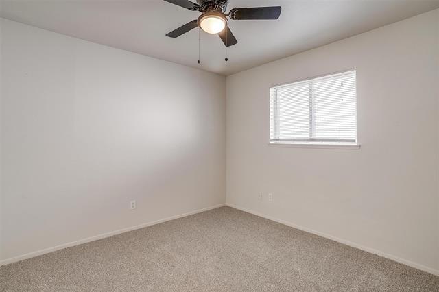 Building Photo - 412 Lena Ln