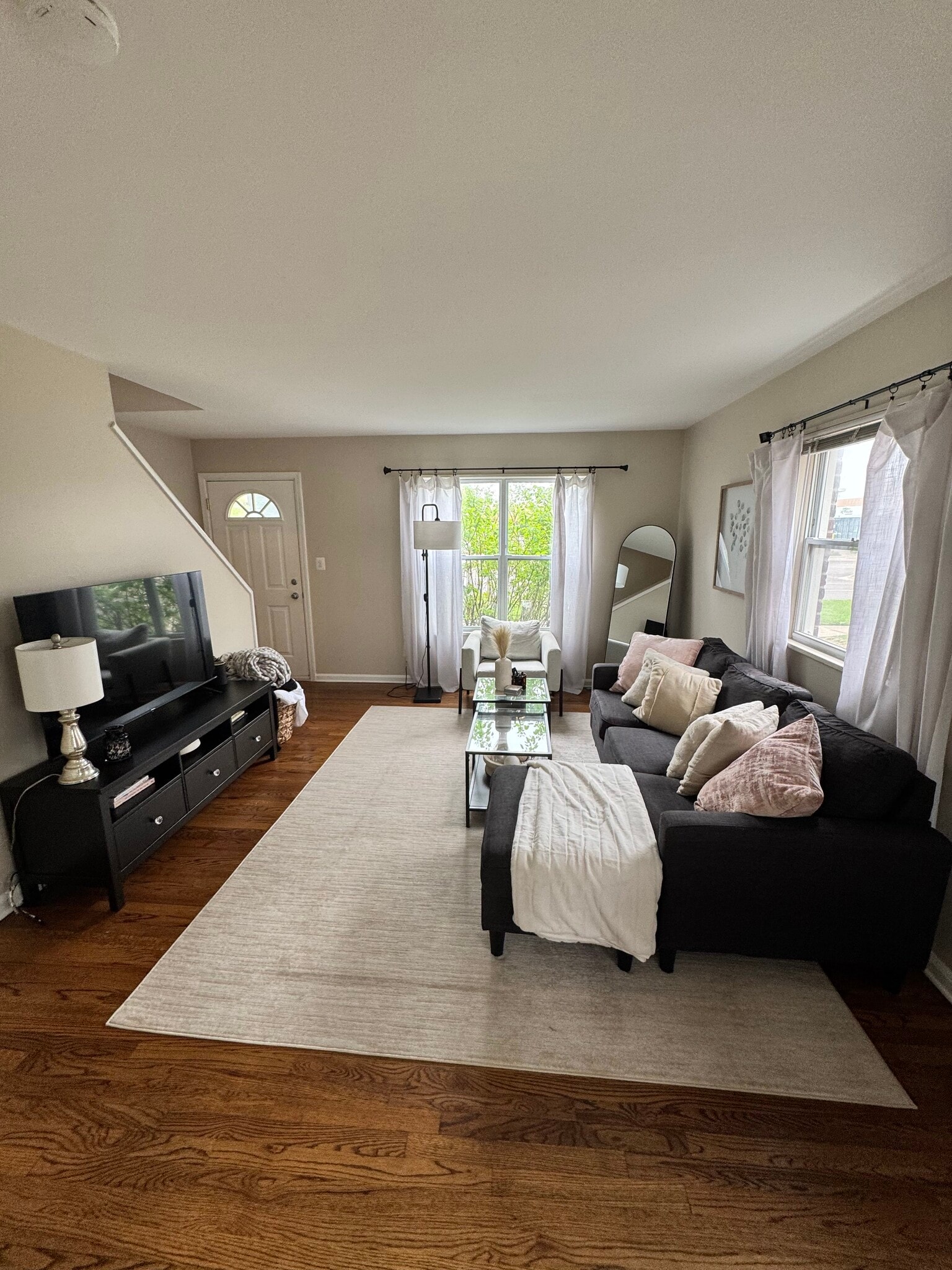 Living Room 3 - 3324 Coolidge Hwy
