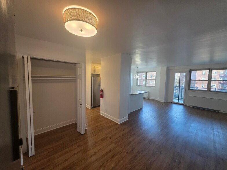 Building Photo - 7100 JFK Blvd E