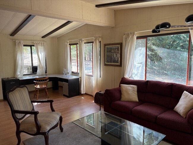 Building Photo - 5631 Canyon Creek Rd