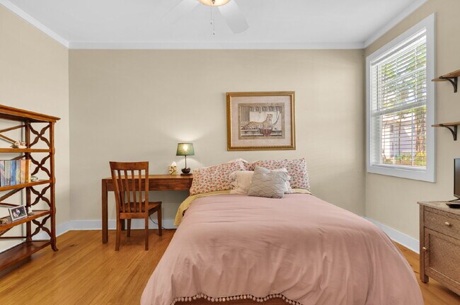 Building Photo - "Located on 30A - Charming 4 bedroom beach...