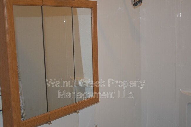 Building Photo - 1309 Middle Ave