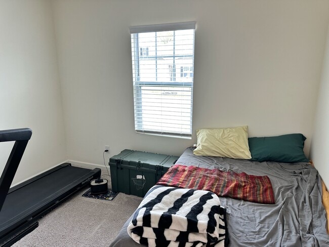 Building Photo - 1002 Rodanthe Dr