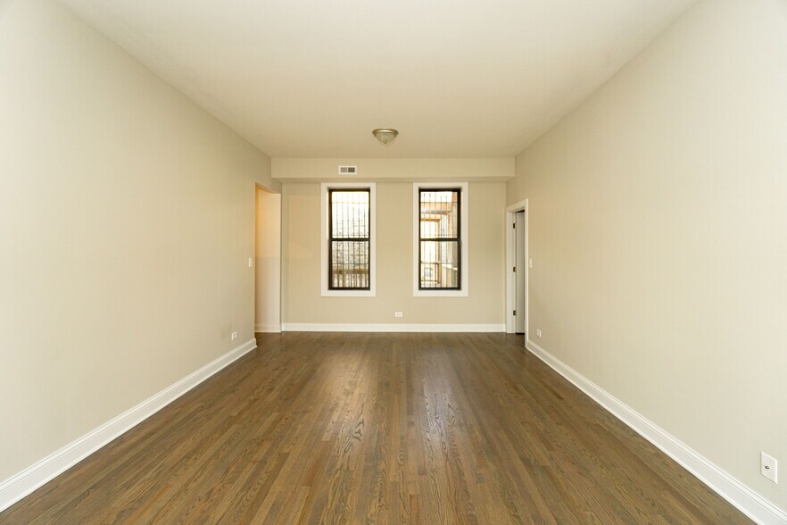 Building Photo - 3405 W Fullerton Ave