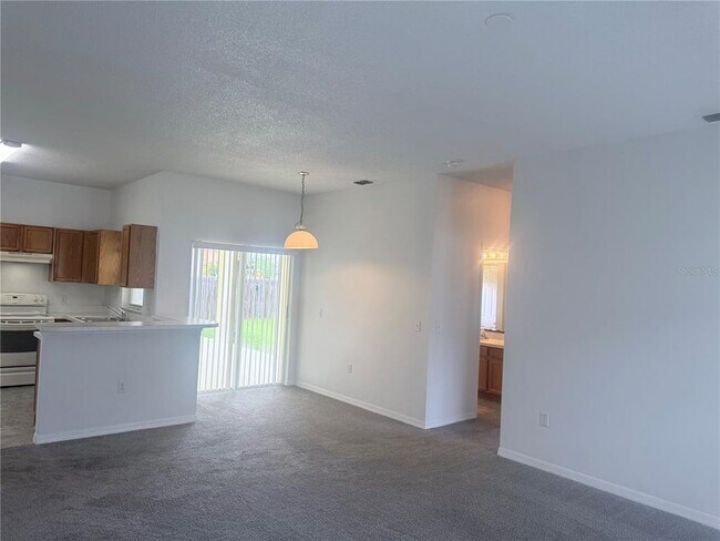 Building Photo - 327 Alegriano Ct