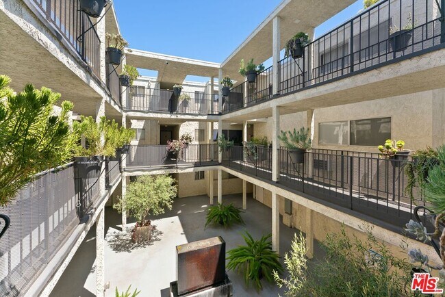 Building Photo - 9061 Keith Ave