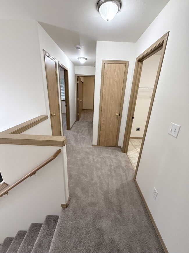 Building Photo - 414 91st Ave SE