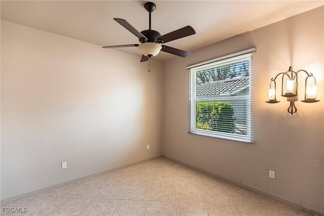 Building Photo - 8361 Trentwood Ct