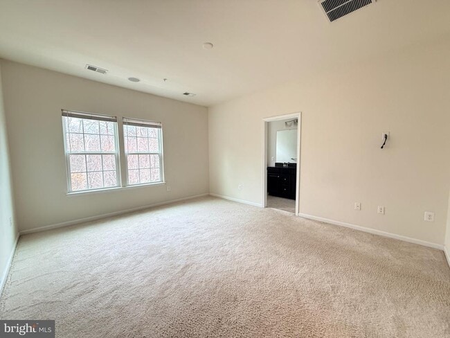 Building Photo - 7296 Dorchester Woods Ln