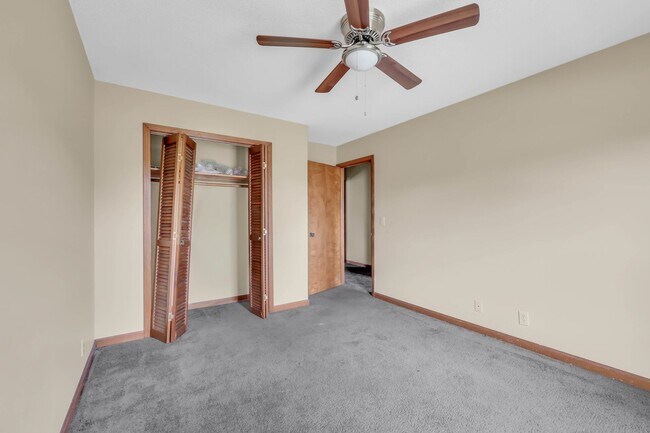 Building Photo - 532 Brentwood Cir