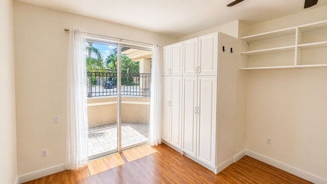 Building Photo - 6552 Moorings Point Cir