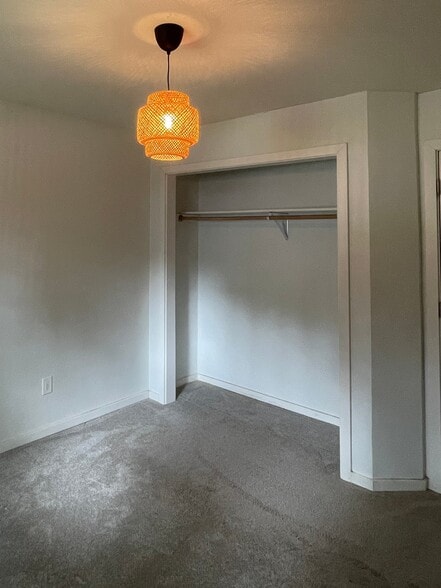 Building Photo - 2711 W 84th Ave