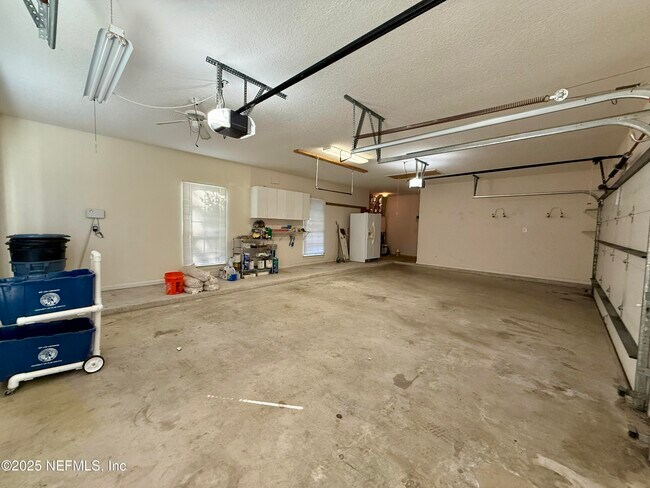 Building Photo - 2192 Salt Myrtle Ln