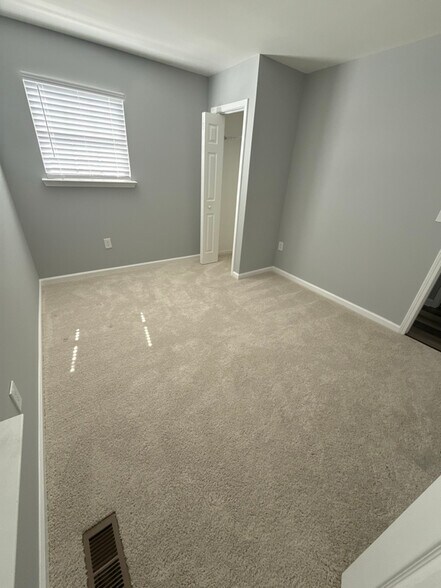 Building Photo - 18165 Tebbs Ln