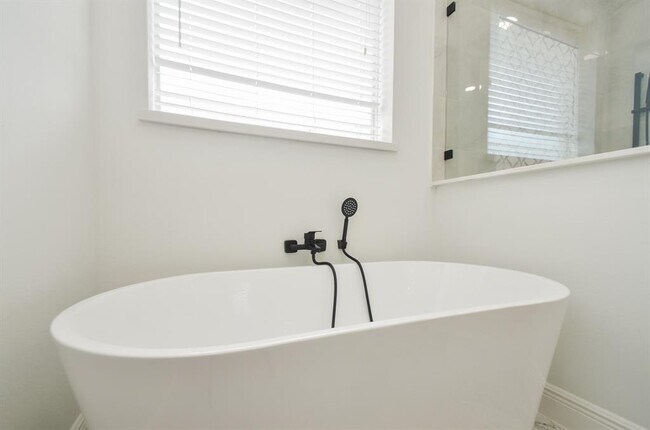 Building Photo - 21527 Black Opal Ln
