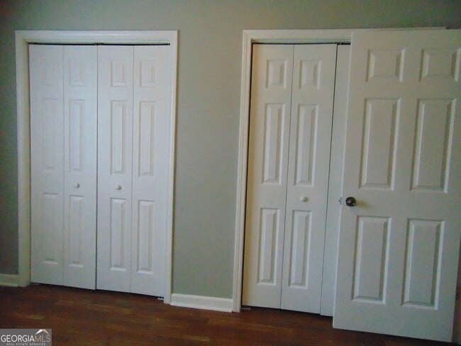 Building Photo - 645 Ell St