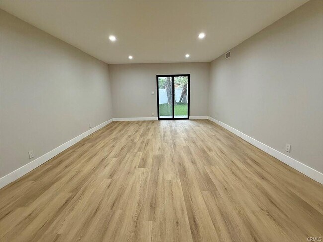 Building Photo - 8561 Marklein Ave