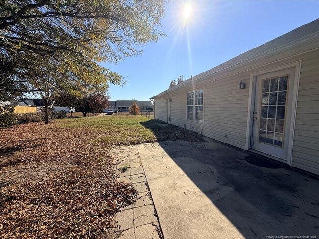 Building Photo - 203 Cypress Dr