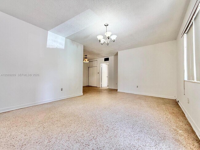 Building Photo - 609 Lenox Ave.