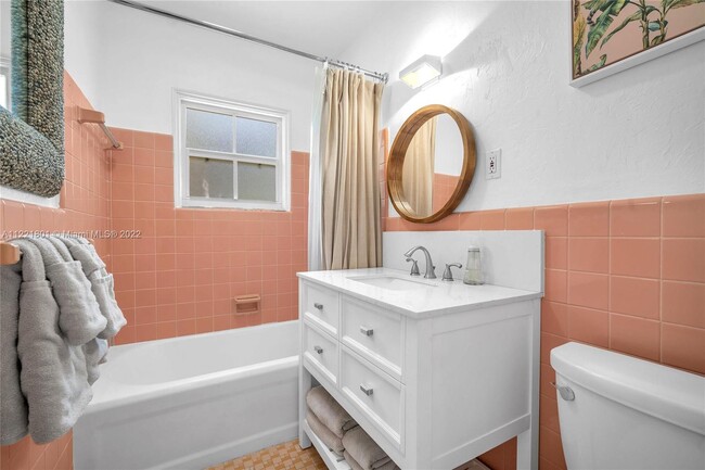 Guest bathroom - 1109 NE 3rd St