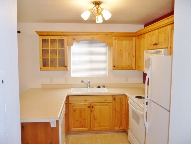 Building Photo - 1735 W 540 N