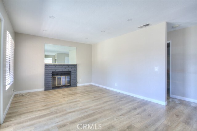 Building Photo - 15326 Swarens Ct