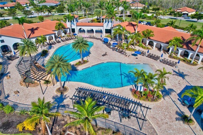 Building Photo - 12020 Arbor Trace Dr