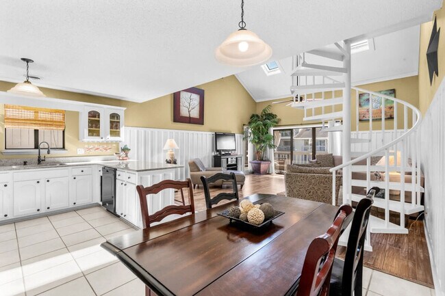 Building Photo - 1890E Auburn Ln