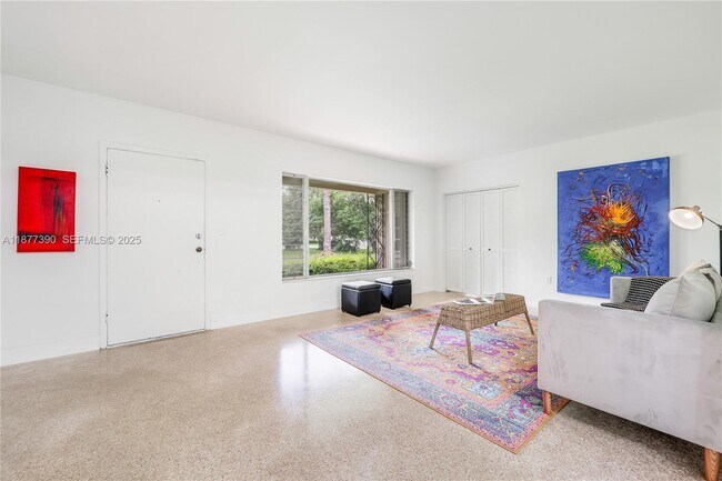 Building Photo - 6445 SW 46th Terrace