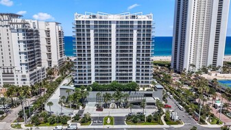 Building Photo - 3100 N Ocean Dr