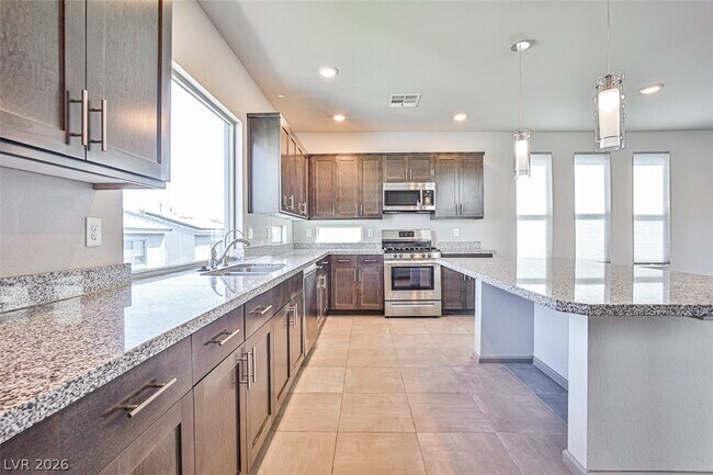 Building Photo - 8052 Haywood Estate Ave