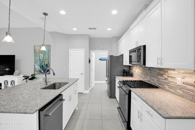 Building Photo - 487 Margaritaville Ave