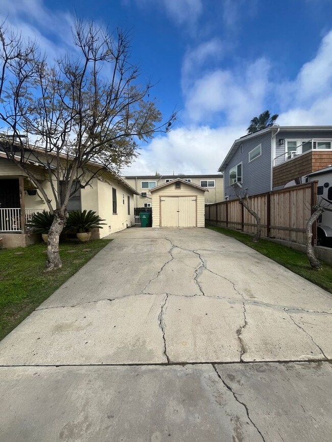 Building Photo - 3 Bedroom, 2 Bathroom Home in Normal Heights