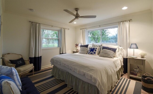 Building Photo - 34122 Pecan Hill Dr