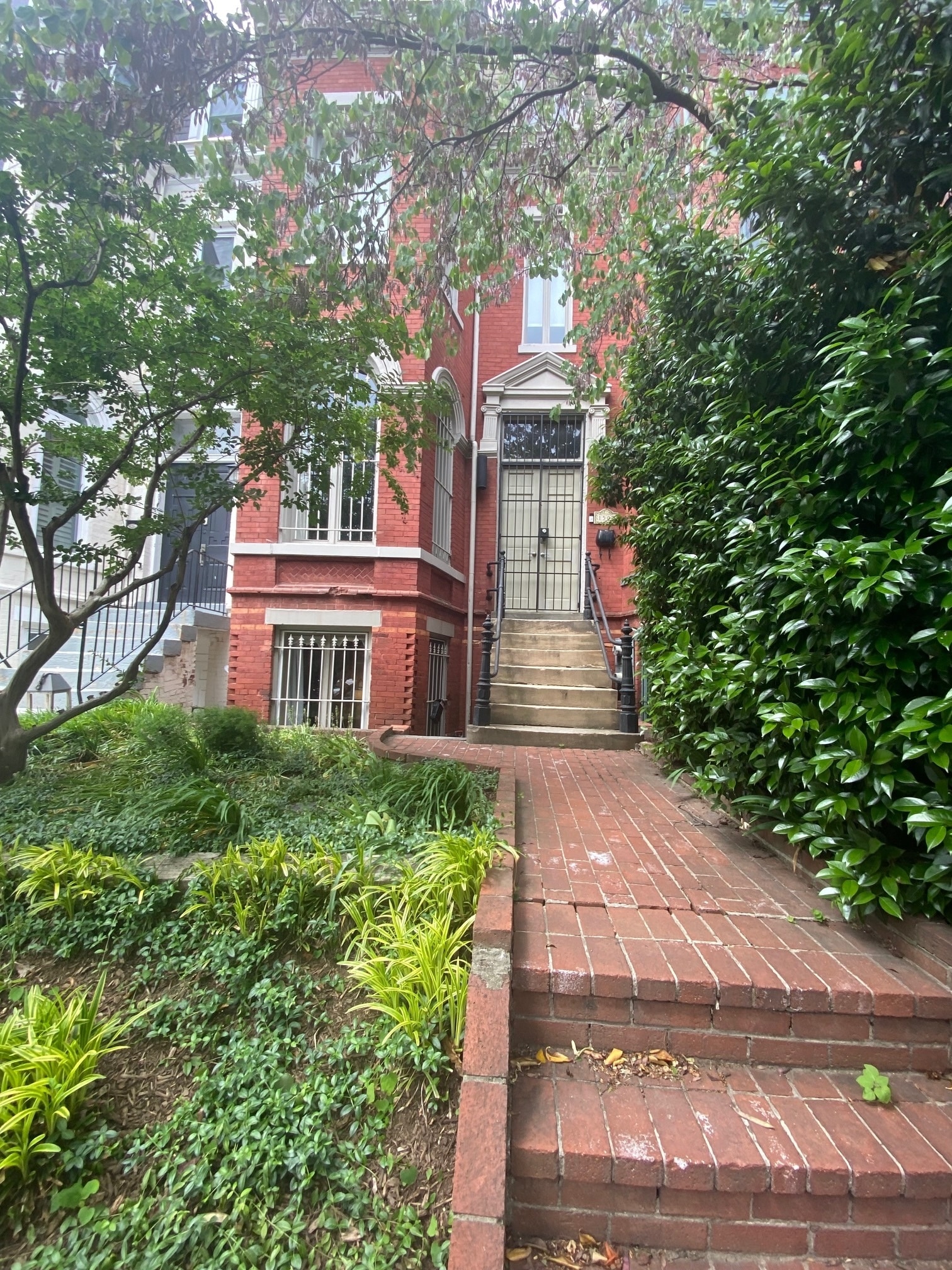 Building Photo - 1507 R St NW