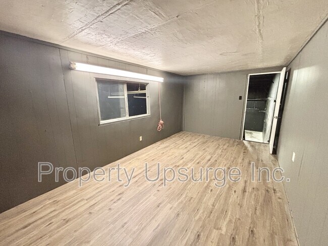 Building Photo - 6200 Stainless Way