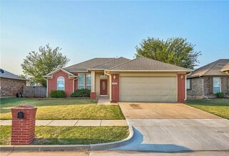 Building Photo - Beautiful 3 Bed 2 Bath in Edmond