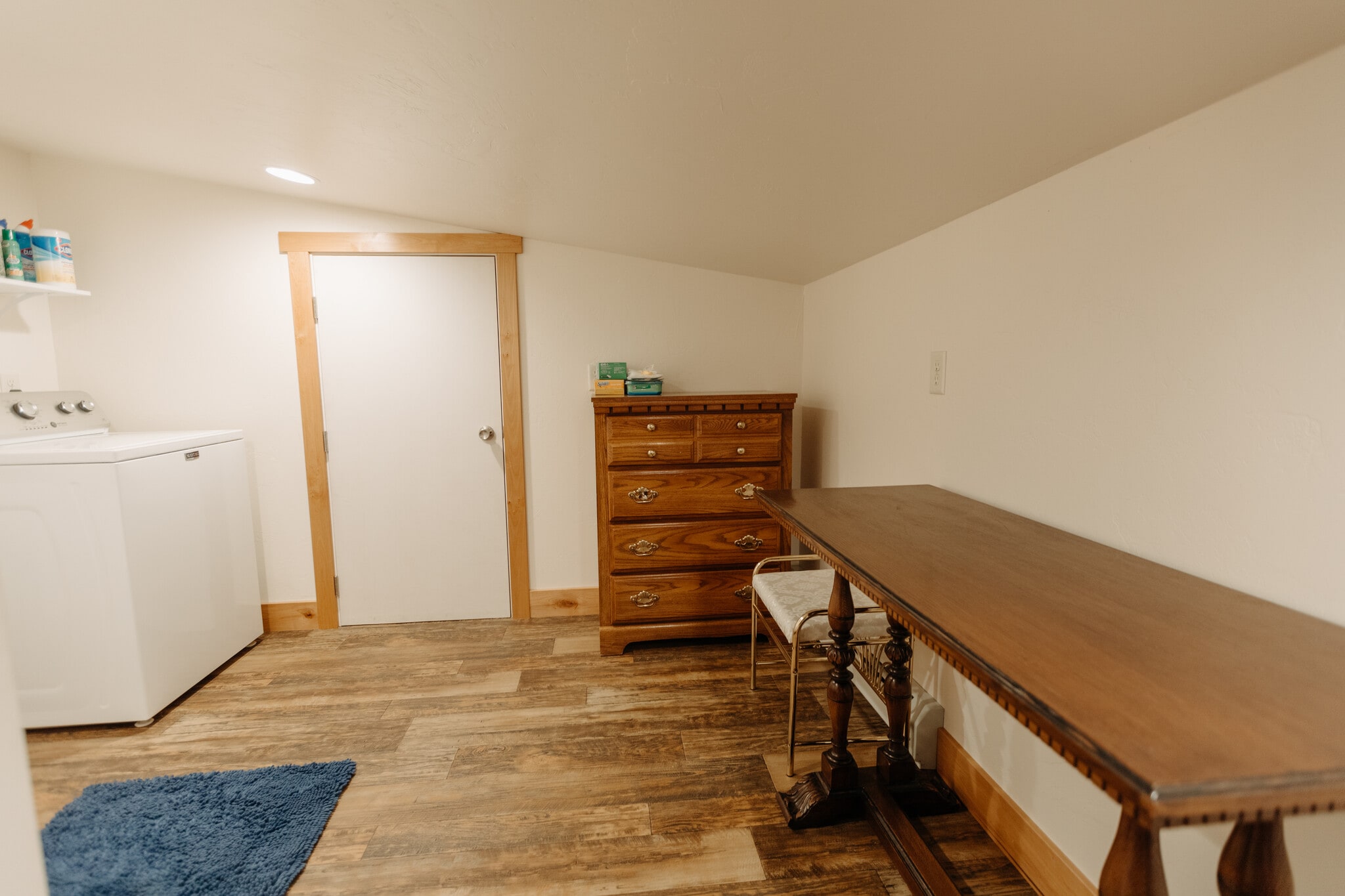 Building Photo - 120 Lasso Ln