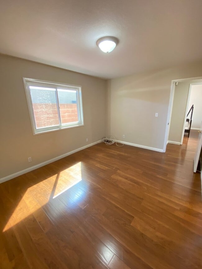 Building Photo - Remodeled 3 Bedroom Lakewood House For Rent-Ready For Move-in ASAP!