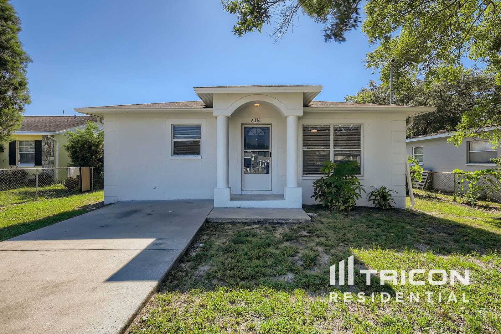 Building Photo - 6316 S Adelia Ave