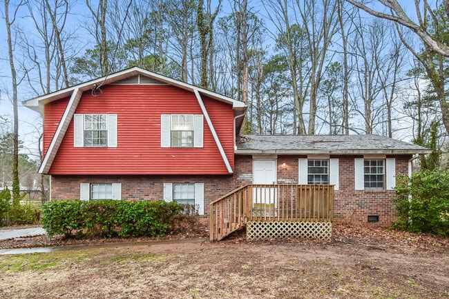 Building Photo - 6192 Pine Bluff Ct