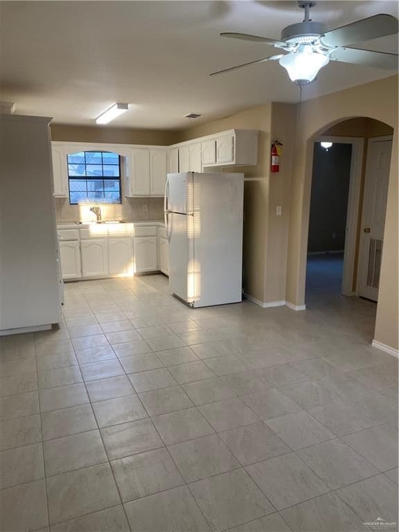 Primary Photo - 1408 Pine St