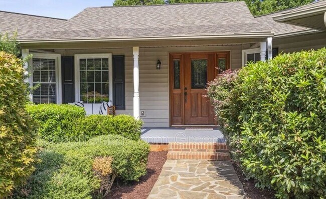 Building Photo - 1016 Old Boiling Springs Rd